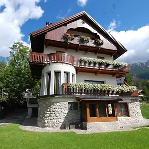  Apartment La Montanina By Interhome