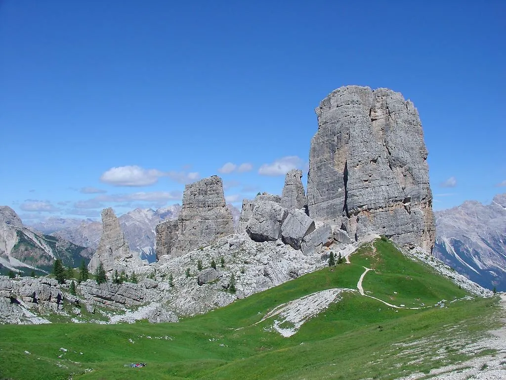 Daniela Apartment Cortina d'Ampezzo 0*,